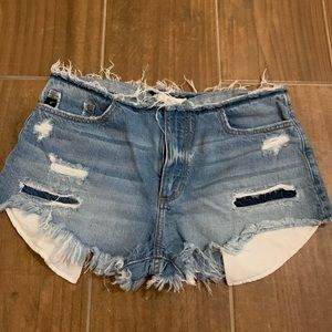 Kancan low rise distressed jean shorts